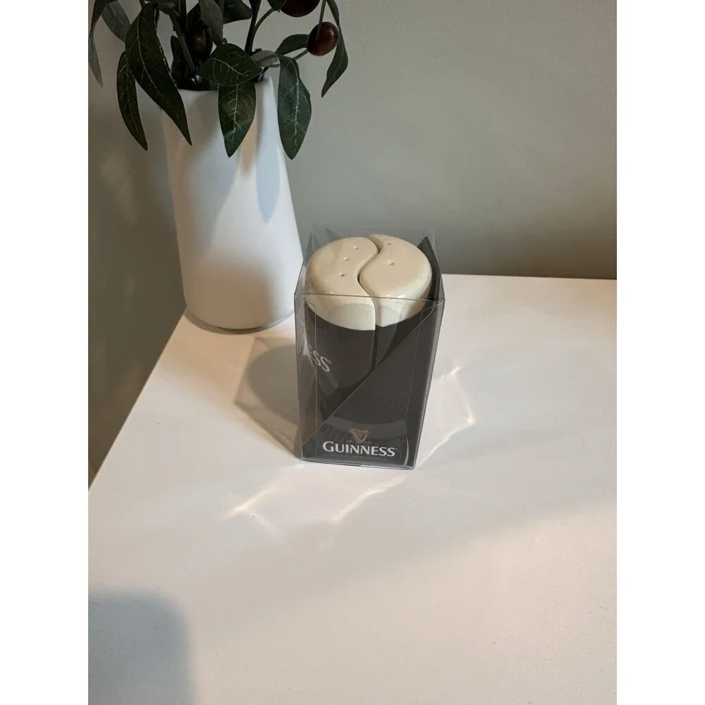 Guinness Pint Glass Salt and Pepper Shakers Set Ceramic Yin Yang New In Box